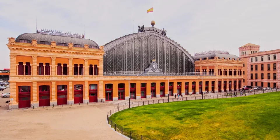 atocha-train-station-in-madrid-2026-03-09-22-21-11-utc