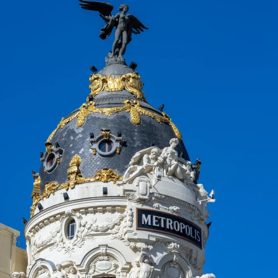 famous-and-historic-metropolis-building-in-madrid-2026-03-26-09-17-13-utc
