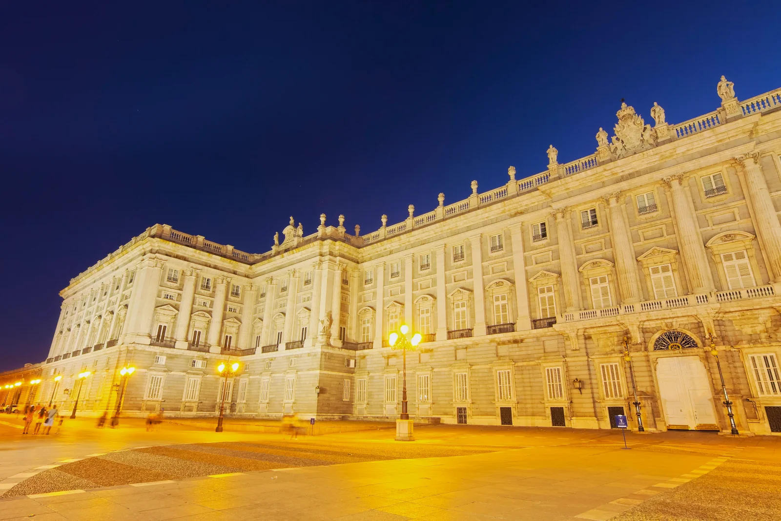 royal-palace-in-madrid-2026-03-09-08-59-29-utc